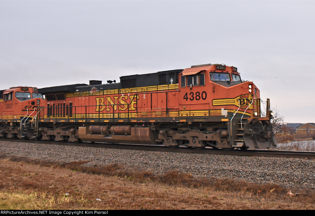 BNSF 4380